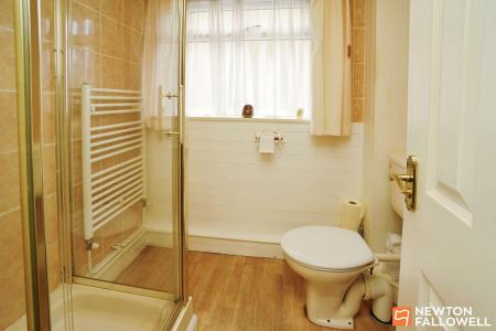 2 bedroom Semi-detached bungalow for sale in Swallow Walk, Hathern, LE12