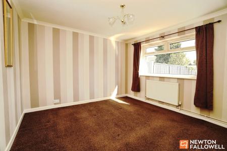 2 bedroom Semi-detached bungalow for sale in Swallow Walk, Hathern, LE12