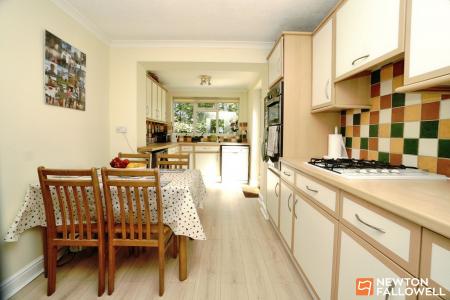 3 bedroom Semi-detached house for sale in Doyle Close, Loughborough, LE11