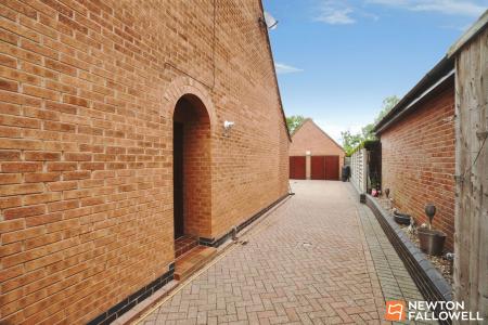 4 bedroom Detached house for sale in Main Street, Normanton On Soar, LE12