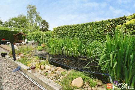 4 bedroom Detached house for sale in Main Street, Normanton On Soar, LE12