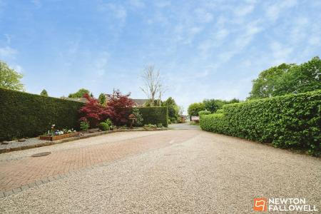 4 bedroom Detached house for sale in Main Street, Normanton On Soar, LE12