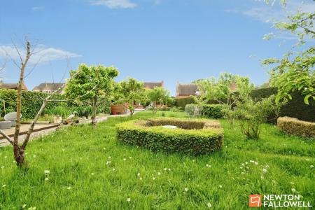 4 bedroom Detached house for sale in Main Street, Normanton On Soar, LE12