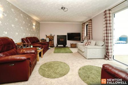 4 bedroom Detached house for sale in Main Street, Normanton On Soar, LE12
