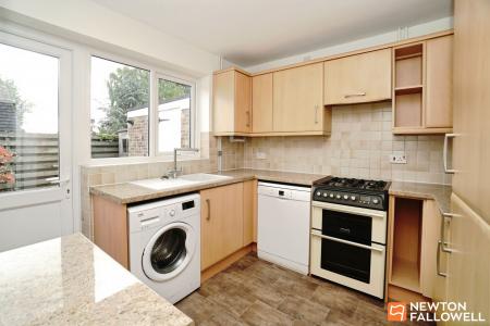 4 bedroom Detached house for sale in Old Way, Hathern, LE12