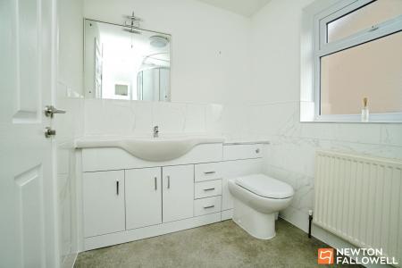 4 bedroom Detached house for sale in Old Way, Hathern, LE12