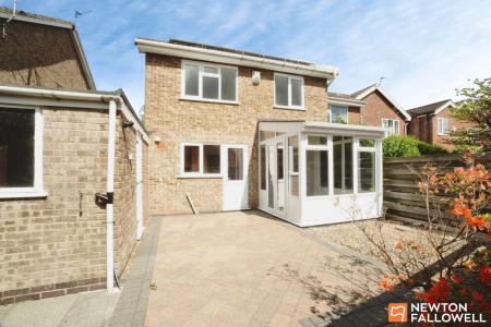 4 bedroom Detached house for sale in Old Way, Hathern, LE12