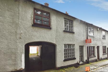 3 bedroom Cottage for sale in Church Side, Shepshed, LE12