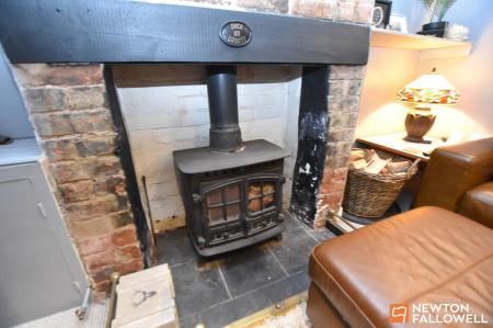 3 bedroom Cottage for sale in Church Side, Shepshed, LE12