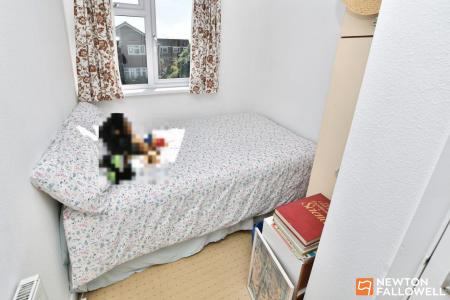 3 bedroom Semi-detached house for sale in Roydale Close, Loughborough, LE11
