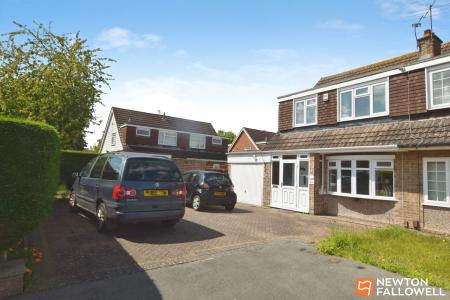 3 bedroom Semi-detached house for sale in Roydale Close, Loughborough, LE11
