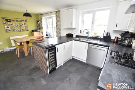 4 bedroom Detached house for sale in Sheepwash Way, East Leake, LE12