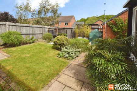 4 bedroom Detached house for sale in Sheepwash Way, East Leake, LE12