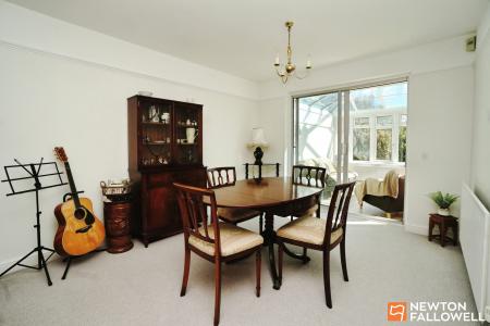 2 bedroom Detached bungalow for sale in Furrow Close, Rothley, LE7