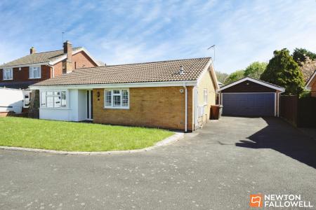 2 bedroom Detached bungalow for sale in Furrow Close, Rothley, LE7