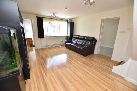 3 bedroom Semi-detached house for sale in Alston Drive, Loughborough, LE11