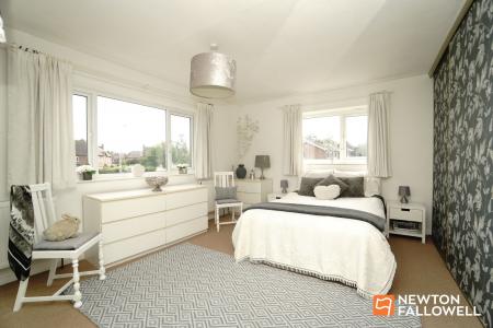 4 bedroom Link detached house for sale in Nanpantan Road, Loughborough, LE11