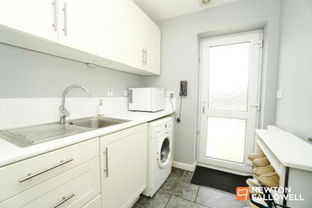 4 bedroom Link detached house for sale in Nanpantan Road, Loughborough, LE11