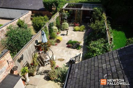 2 bedroom End of terrace house for sale in Victoria Road, Woodhouse Eaves, LE12