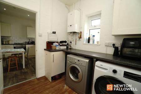 3 bedroom End of terrace house for sale in Sharpley Road, Loughborough, LE11