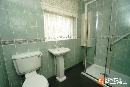2 bedroom Detached bungalow for sale in Atherstone Road, Loughborough, LE11