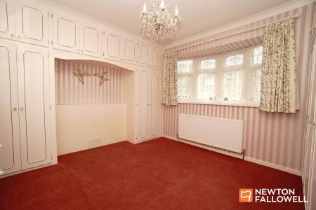 2 bedroom Detached bungalow for sale in Atherstone Road, Loughborough, LE11