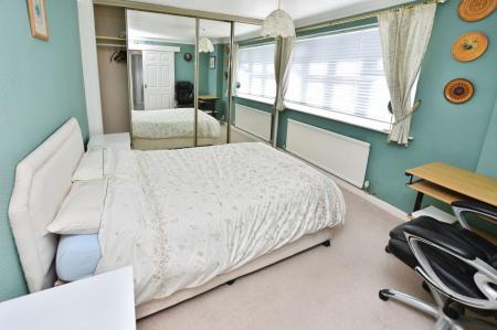 2 bedroom Detached bungalow for sale in Eyebrook Close, Loughborough, LE11