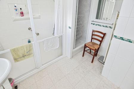 2 bedroom Detached bungalow for sale in Eyebrook Close, Loughborough, LE11