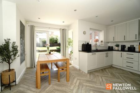 4 bedroom Detached house for sale in Doble Crescent, Hathern, LE12
