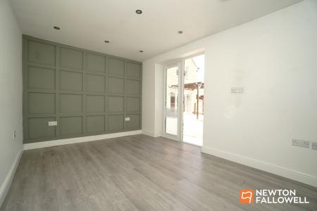 4 bedroom Detached house for sale in Doble Crescent, Hathern, LE12