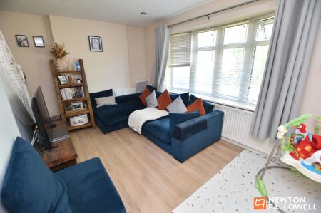2 bedroom Semi-detached house for sale in Tamworth Close, Shepshed, LE12