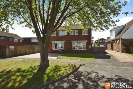2 bedroom Semi-detached house for sale in Beaumaris Crescent, Shepshed, LE12