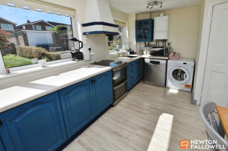 2 bedroom Semi-detached house for sale in Beaumaris Crescent, Shepshed, LE12