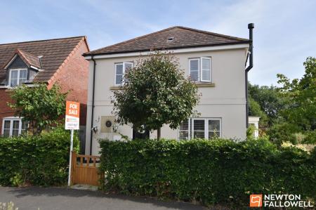 3 bedroom Detached house for sale in Highland Drive, Loughborough, LE11