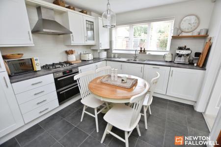 3 bedroom Detached house for sale in Highland Drive, Loughborough, LE11