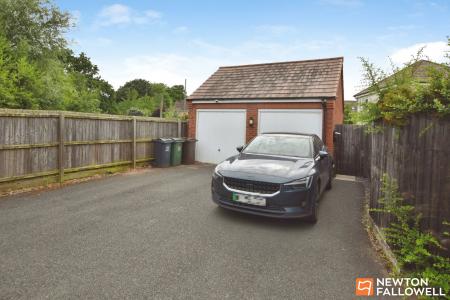 3 bedroom Detached house for sale in Highland Drive, Loughborough, LE11
