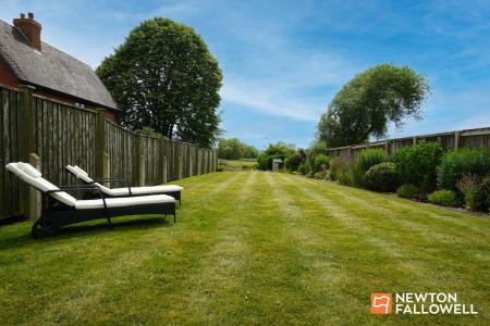 3 bedroom Semi-detached house for sale in Main Street, Normanton On Soar, LE12
