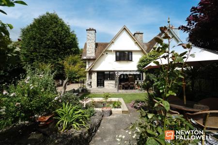 3 bedroom Semi-detached house for sale in Main Street, Normanton On Soar, LE12