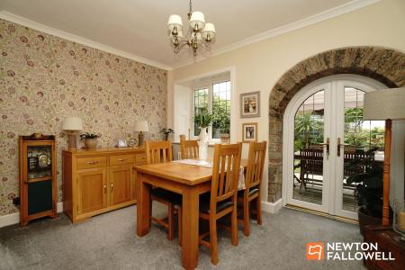 3 bedroom Semi-detached house for sale in Main Street, Normanton On Soar, LE12