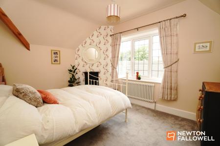 3 bedroom Semi-detached house for sale in Main Street, Normanton On Soar, LE12