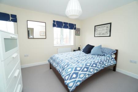 4 bedroom Detached house for sale in Wicket Close, Loughborough, LE11