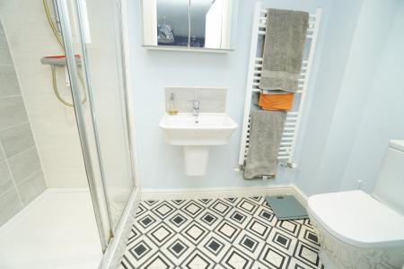 4 bedroom Detached house for sale in Wicket Close, Loughborough, LE11