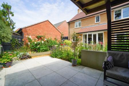 4 bedroom Detached house for sale in Wicket Close, Loughborough, LE11