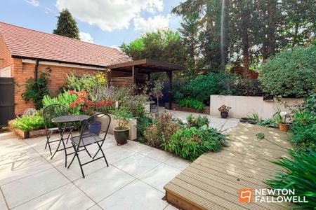 4 bedroom Detached house for sale in Wicket Close, Loughborough, LE11