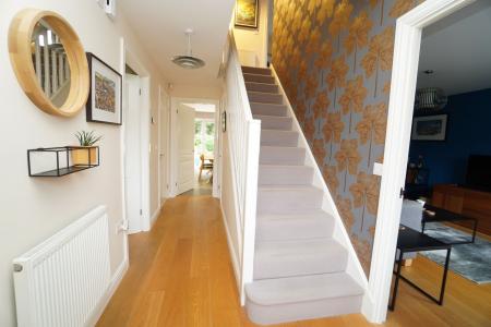 4 bedroom Detached house for sale in Wicket Close, Loughborough, LE11