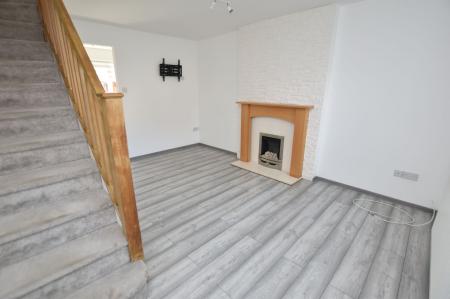 2 bedroom Terraced House for sale in Cabin Leas, Loughborough, LE11