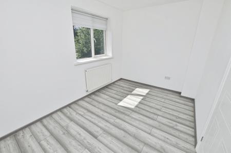 2 bedroom Terraced House for sale in Cabin Leas, Loughborough, LE11