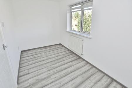 2 bedroom Terraced House for sale in Cabin Leas, Loughborough, LE11