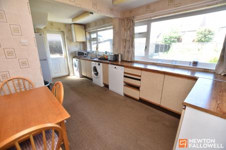 3 bedroom Semi-detached house for sale in Derwent Road, Barrow Upon Soar, LE12