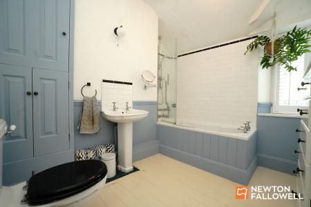 2 bedroom Terraced House for sale in Main Street, Woodhouse Eaves, LE12